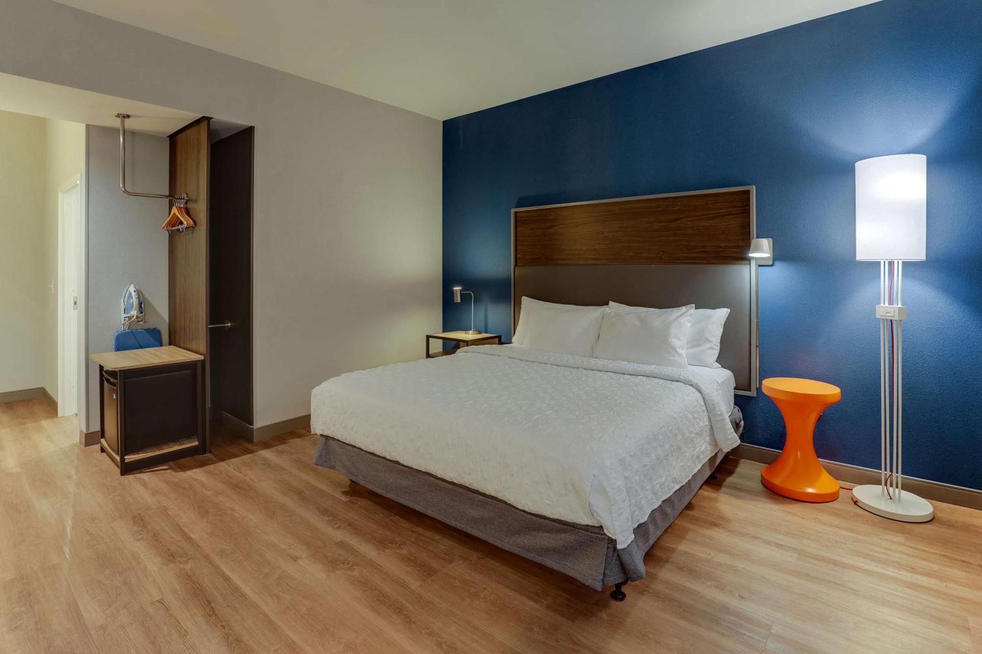 Tru By Hilton Raleigh Garner Hotel Bagian luar foto
